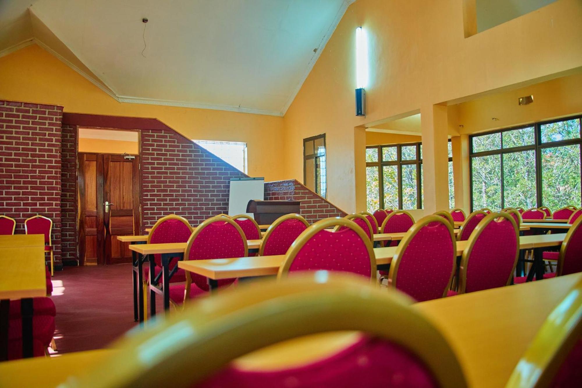 Ngorongoro Corridor Lodge Karatu Εξωτερικό φωτογραφία